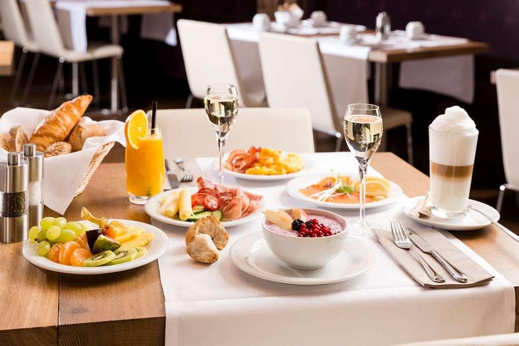 Hotel Arte Olten Restoran fotoğraf